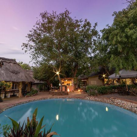 Victoria Falls Backpackers Lodge Exteriör bild